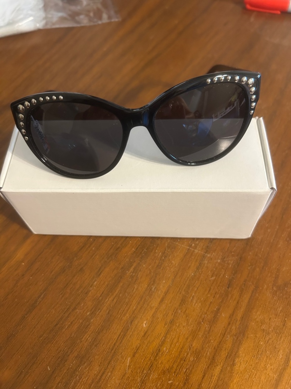 Brighton Black Cat-Eye Sunglasses with Silver Studs. 0066